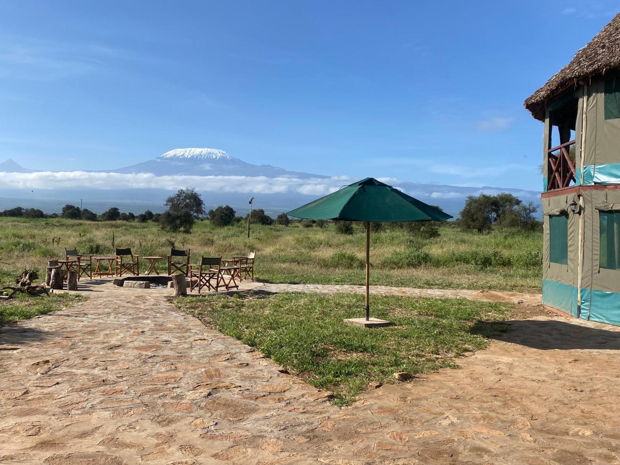 Amboseli Discovery Camp Exterior foto