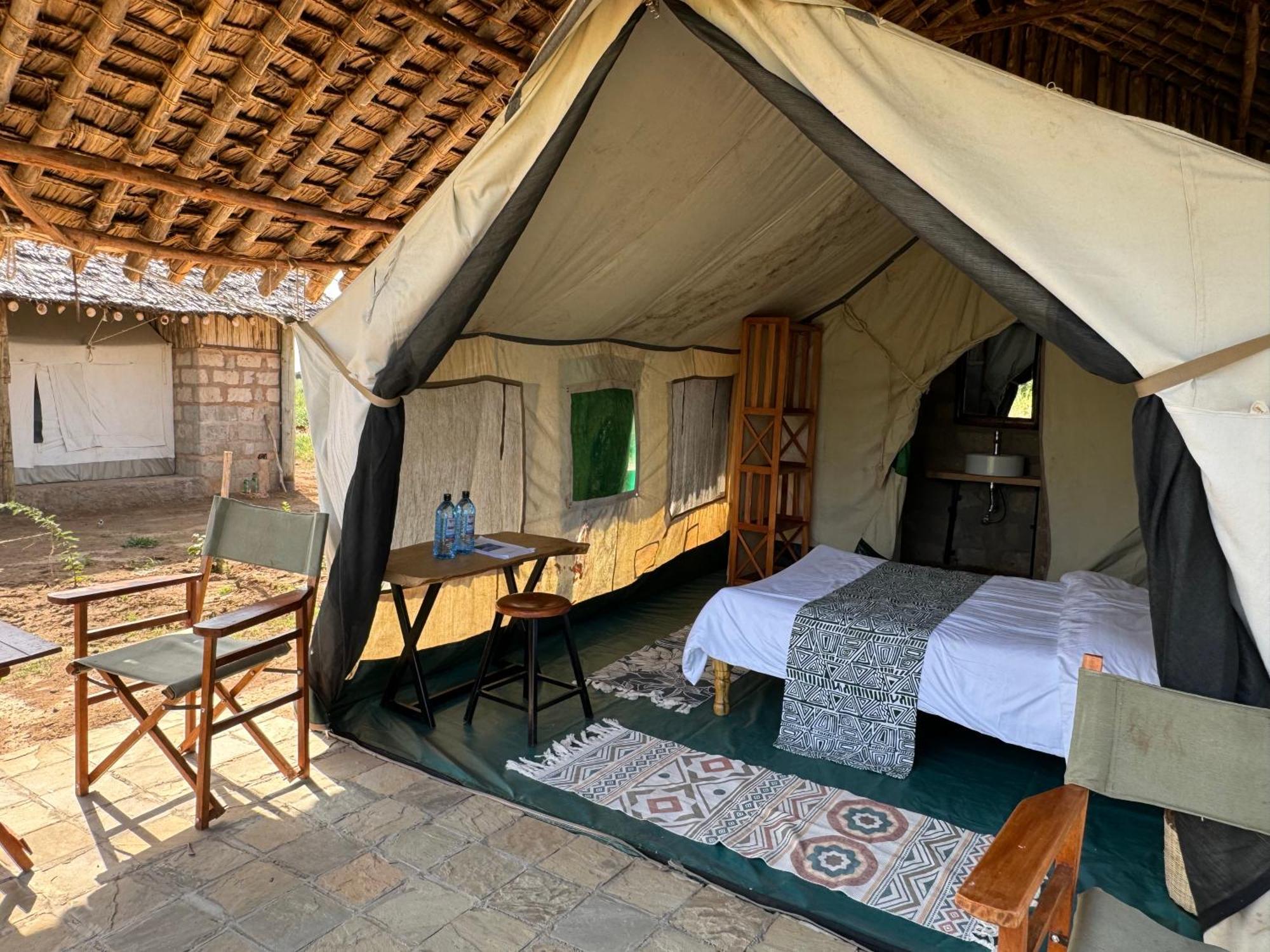 Amboseli Discovery Camp Exterior foto